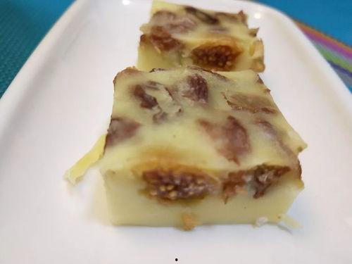 吃蛋糕的蒙奇莫 
